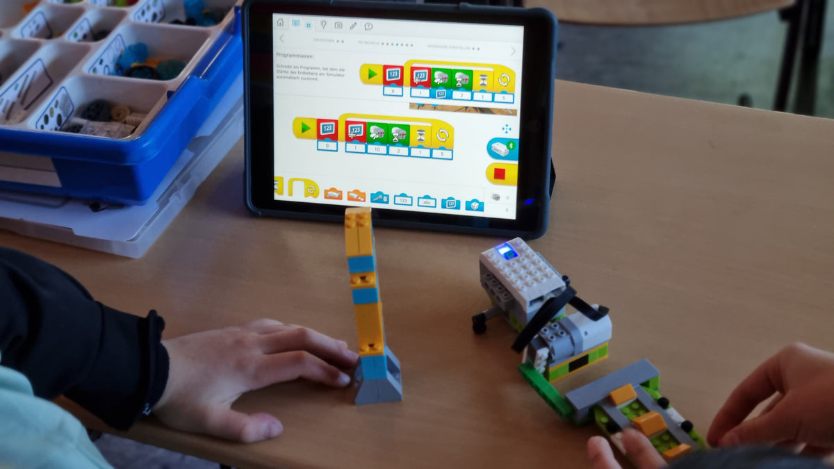 Robotics & Programming Course @ Middle East International